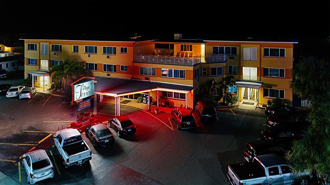 Page Terrace Beachfront Hotel St. Pete Beach Extérieur photo
