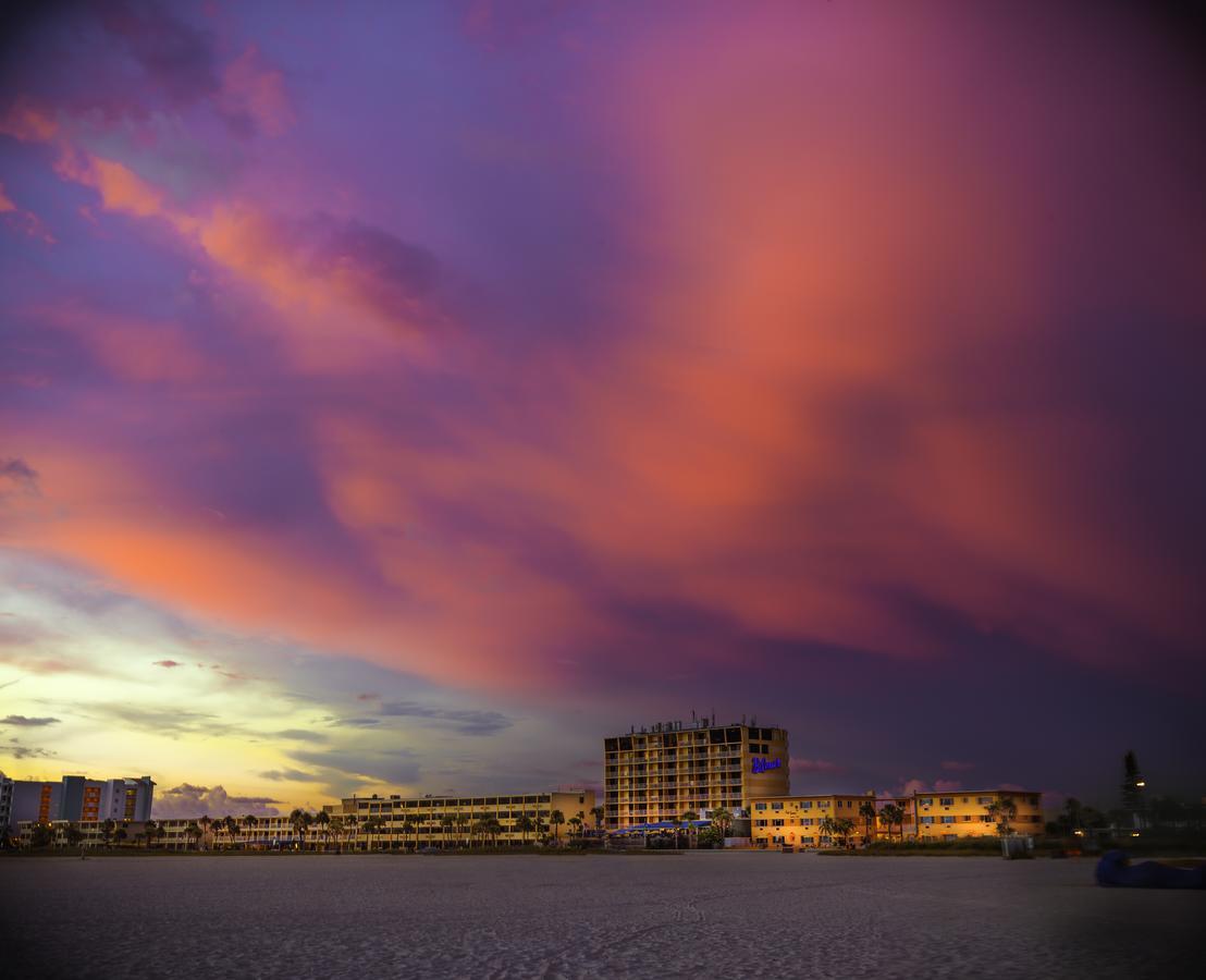 Page Terrace Beachfront Hotel St. Pete Beach Extérieur photo